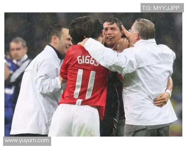 足球明星背后的故事:他们与家人的温馨时刻与共同成长的旅程